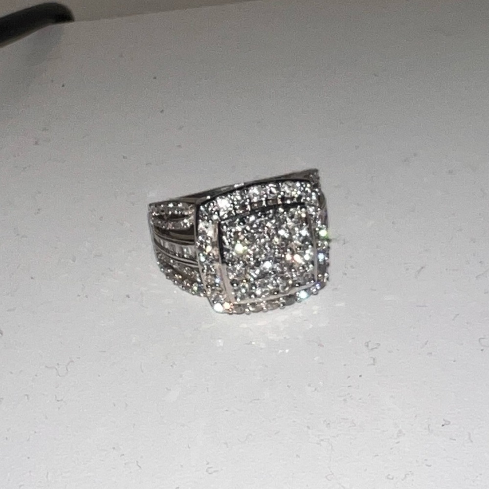 VS Diamond Pinky Ring (Zales Diamond Store)